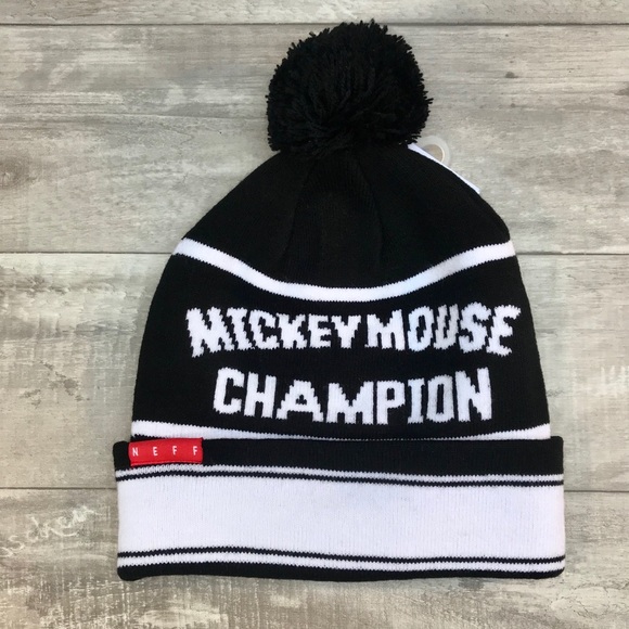 Disney by Neff Mickey Mouse Winter POM Hat - Picture 2 of 15